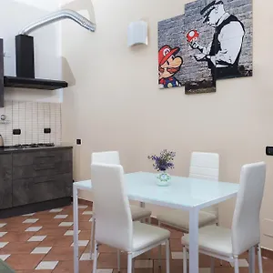Exclusive Loft Banksy In Porta Romana , Milan Italie
