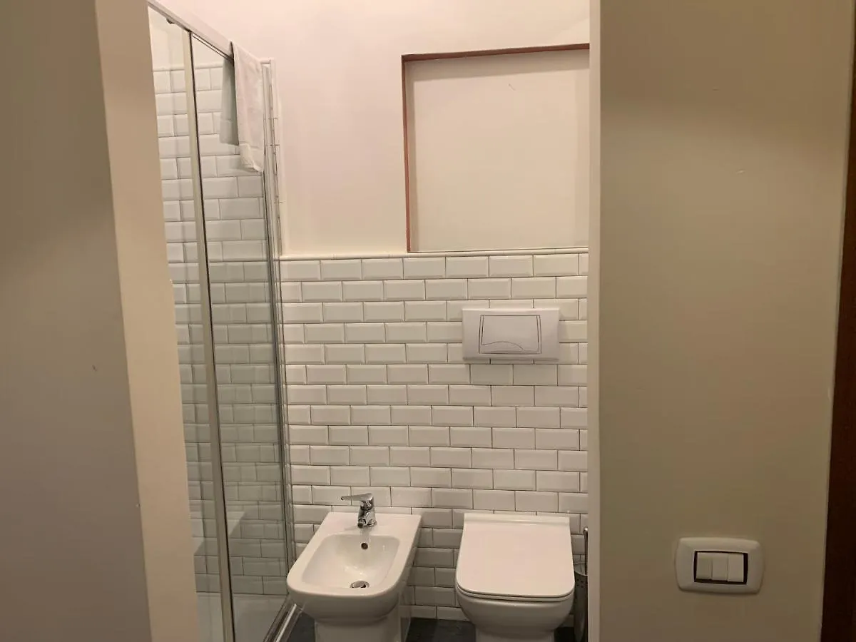 Cavour'S Home Рим Италия